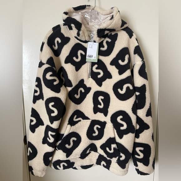 NWT H&M x Squishmallows Oversized Pile Hoodie [14Y+] - Picture 2 of 7